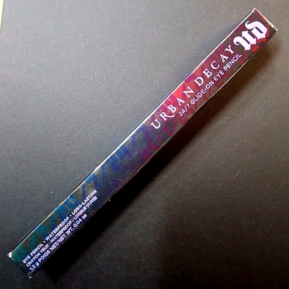 NEW Urban Decay 24/7 Shadow Stick in 'Chaos' - Picture 2 of 4